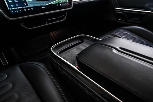2023 Rivian R1S Launch Edition