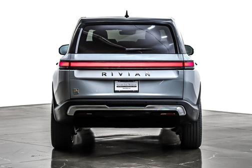 2023 Rivian R1S Launch Edition