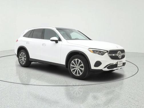 Polar White 2026 Mercedes-Benz GLC 300 4MATIC