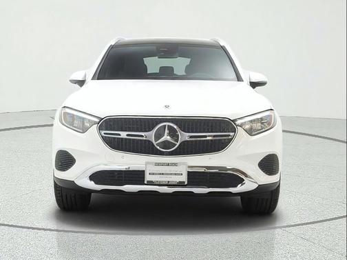 Polar White 2026 Mercedes-Benz GLC 300 4MATIC