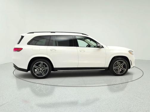 Polar White 2023 Mercedes-Benz GLS 450 4MATIC