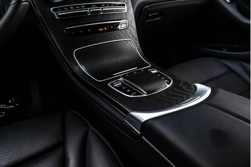 2022 Mercedes-Benz GLC 300 Base