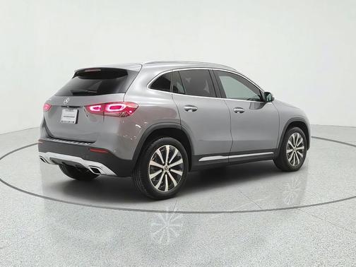 Mountain Grey Metallic 2023 Mercedes-Benz GLA 250 Base