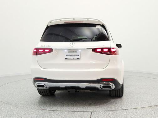 Polar White 2024 Mercedes-Benz GLS 450 4MATIC