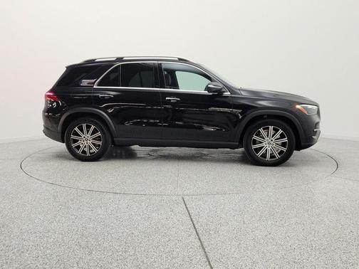 Obsidian Black Metallic 2026 Mercedes-Benz GLE 350 4MATIC