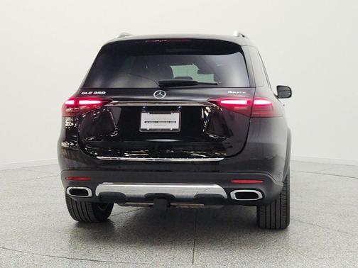 Obsidian Black Metallic 2026 Mercedes-Benz GLE 350 4MATIC