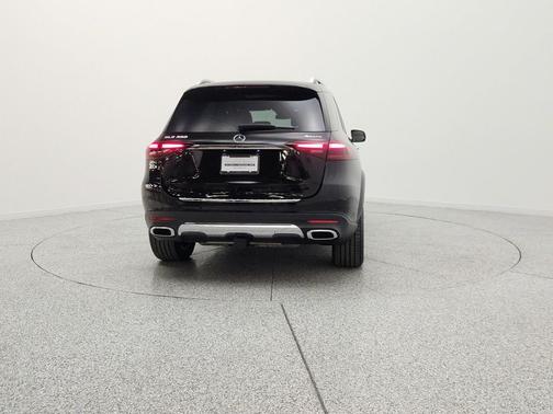 Obsidian Black Metallic 2026 Mercedes-Benz GLE 350 4MATIC