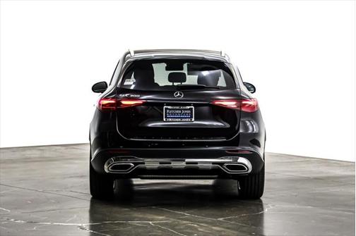 2025 Mercedes-Benz GLC 300 Base