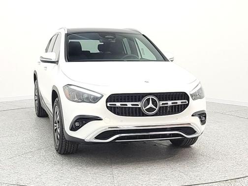 Polar White 2026 Mercedes-Benz GLA 250 4MATIC
