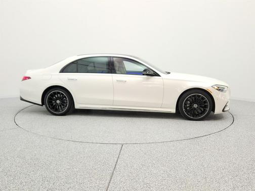MANUFAKTUR Diamond White 2023 Mercedes-Benz S-Class 4MATIC