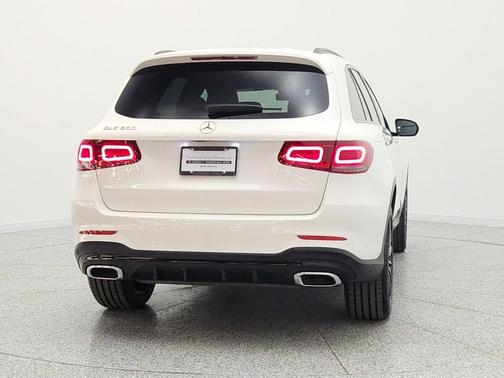 Polar White 2022 Mercedes-Benz GLC 300 Base