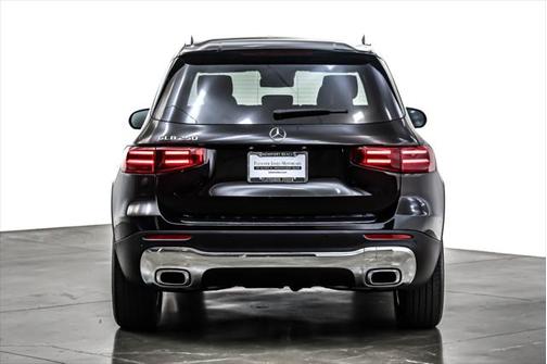 2025 Mercedes-Benz GLB 250 Base