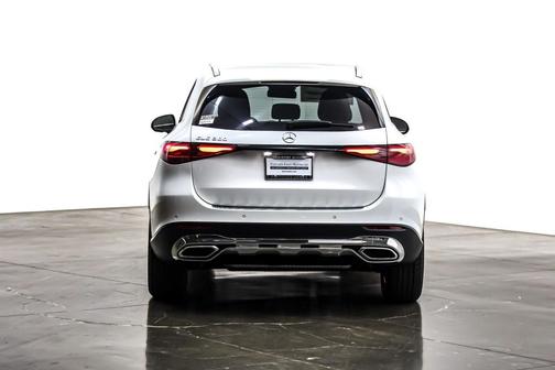 2026 Mercedes-Benz GLC 300 Base