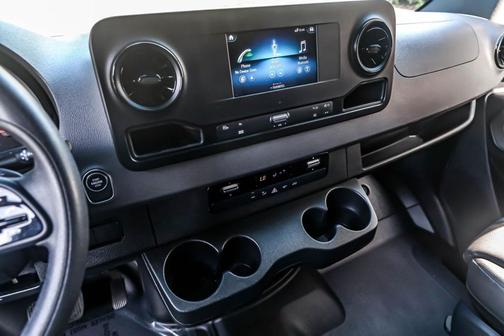 2024 Mercedes-Benz Sprinter 2500 Standard Roof