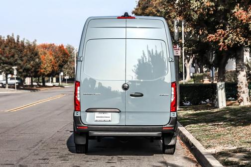 2024 Mercedes-Benz Sprinter 2500 Standard Roof