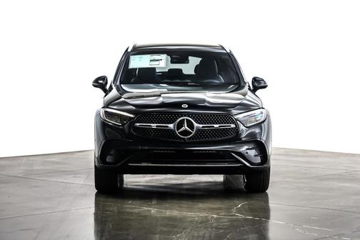 2026 Mercedes-Benz GLC 300 Base