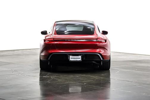 2022 Porsche Taycan RWD