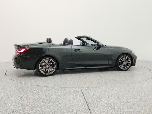 San Remo Green Metallic 2024 BMW M440 i