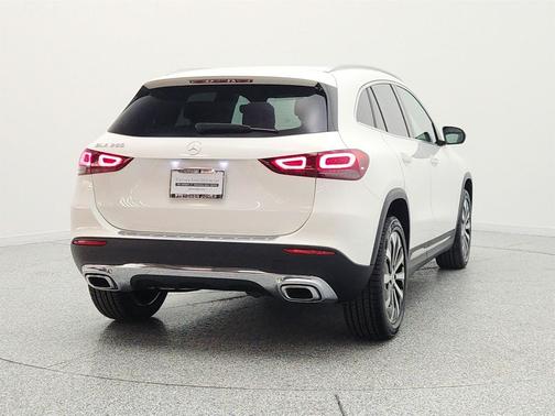 Polar White 2023 Mercedes-Benz GLA 250 Base