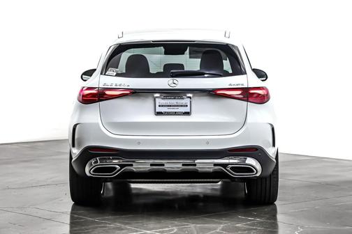 2025 Mercedes-Benz GLC 350e Base