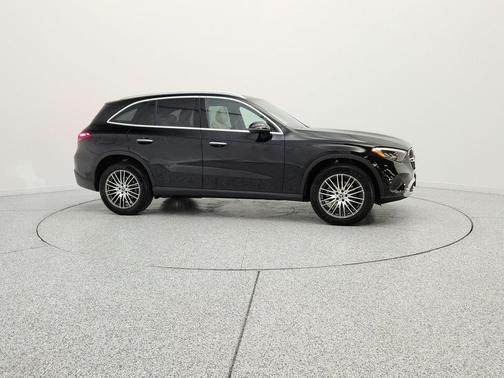 Black 2026 Mercedes-Benz GLC 300 Base