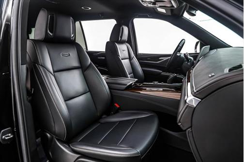 2022 Cadillac Escalade Luxury