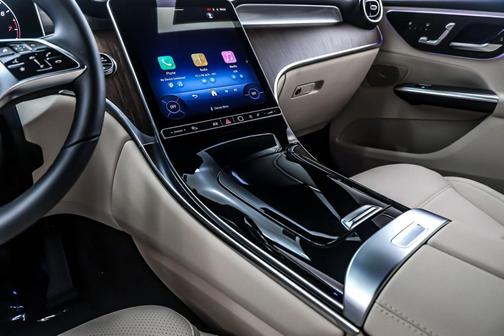 2026 Mercedes-Benz GLC 300 Base