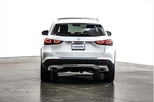 2021 Mercedes-Benz GLA 250 Base 4MATIC