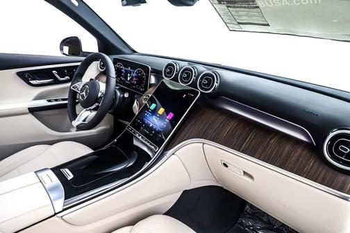 2026 Mercedes-Benz GLC 300 4MATIC