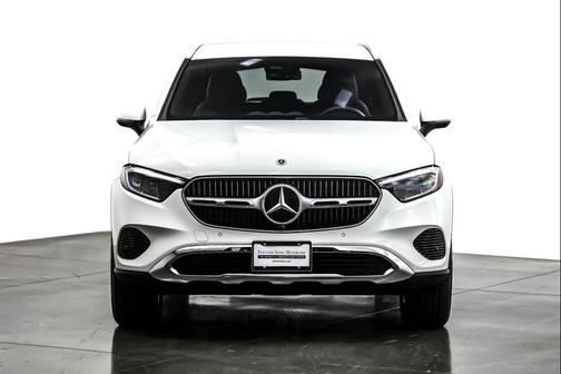 2025 Mercedes-Benz GLC 300 Base