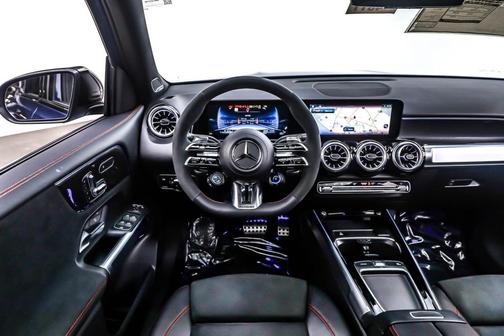 2025 Mercedes-Benz AMG GLB 35 4MATIC