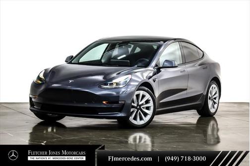 2022 Tesla Model 3 Standard Range
