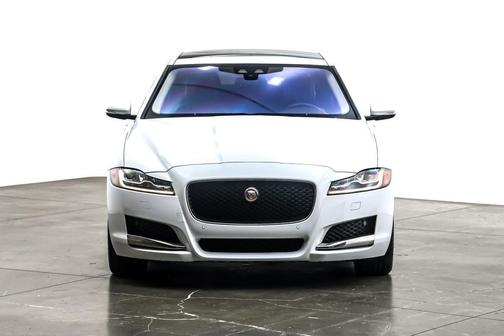 2017 Jaguar XF 20d Premium