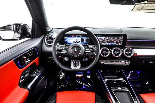 2026 Mercedes-Benz AMG GLB 35 4MATIC