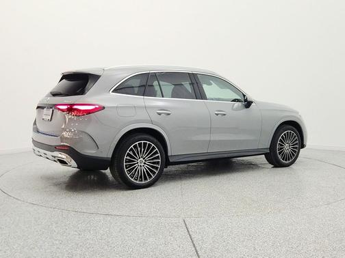 MANUFAKTUR Alpine Grey 2026 Mercedes-Benz GLC 350e Base