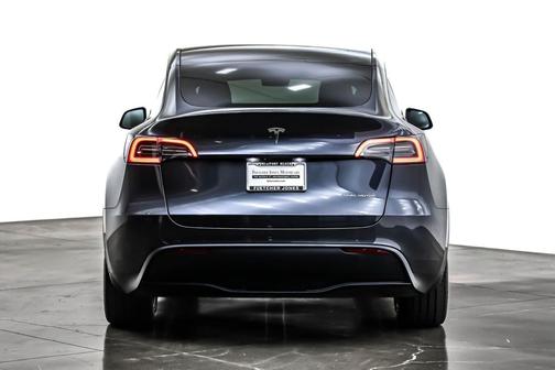 2024 Tesla Model Y Long Range Dual Motor All-Wheel Drive