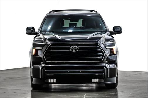 2025 Toyota Sequoia Platinum