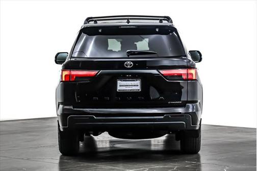 2025 Toyota Sequoia Platinum