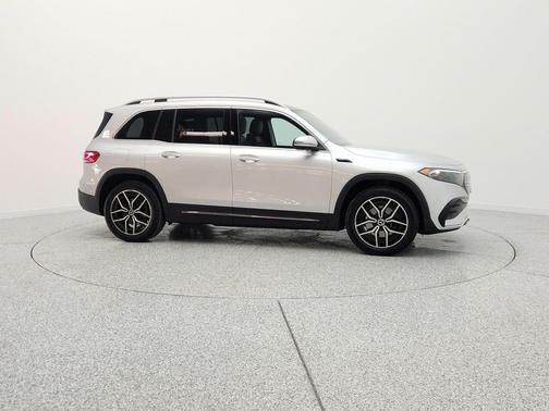 Iridium Silver Metallic 2022 Mercedes-Benz EQB 300 4MATIC