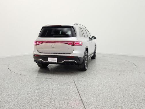 Iridium Silver Metallic 2022 Mercedes-Benz EQB 300 4MATIC