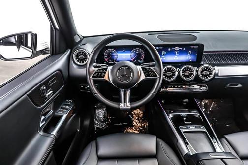 2025 Mercedes-Benz GLB 250 Base