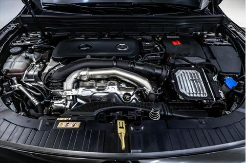 2025 Mercedes-Benz GLB 250 Base