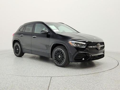 Night Black 2026 Mercedes-Benz GLA 250 4MATIC