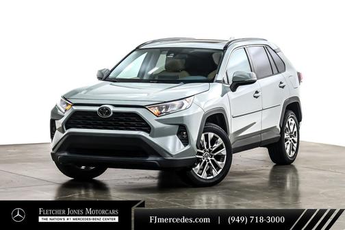 2019 Toyota RAV4 XLE Premium