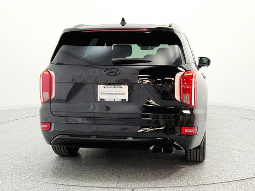 Abyss Black Pearl 2022 Hyundai PALISADE Calligraphy