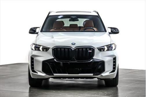 2024 BMW X5 M60i