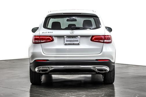 2016 Mercedes-Benz GLC 300 Base