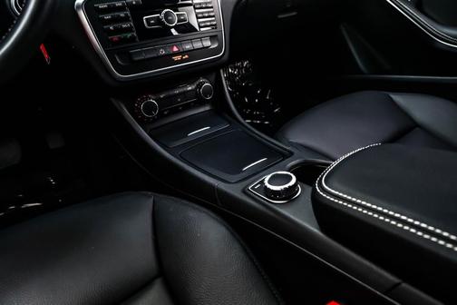 2014 Mercedes-Benz CLA-Class Base