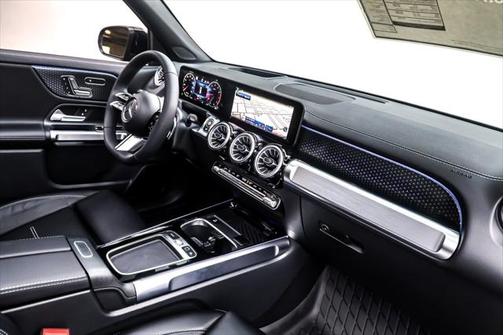 2025 Mercedes-Benz GLB 250 4MATIC