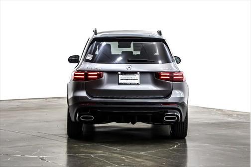 2025 Mercedes-Benz GLB 250 4MATIC